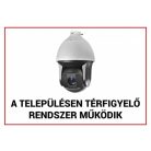 Nestron FTB-KMT02 Műanyag figyelmeztető tábla: "A településen térfigyelő rendszer működik"; 210x300x1 mm